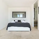 La Linda By Perle Di Puglia *
